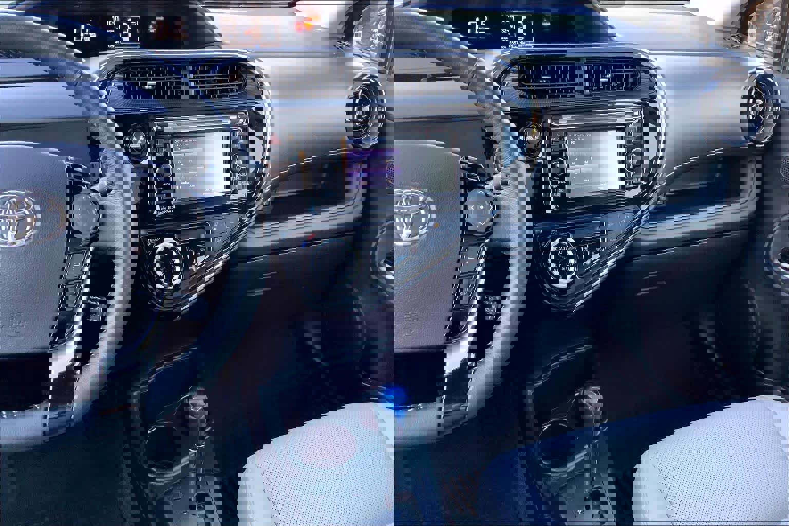 Used 2018 Toyota Prius C Four image 7