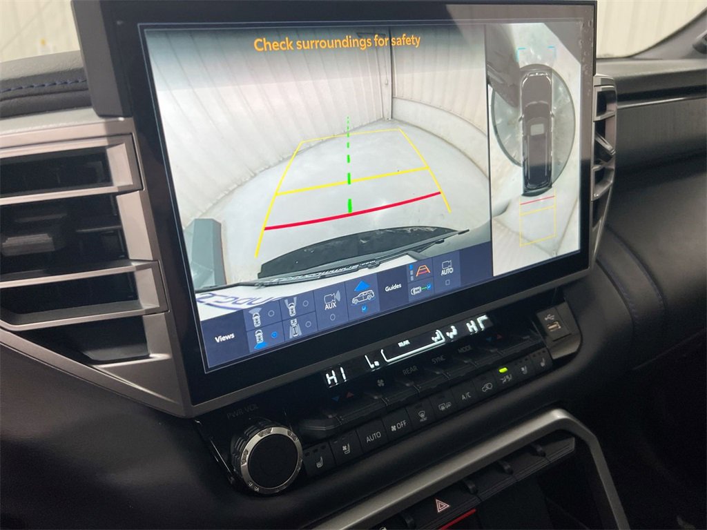 Used 2025 Toyota Sequoia Platinum image 14