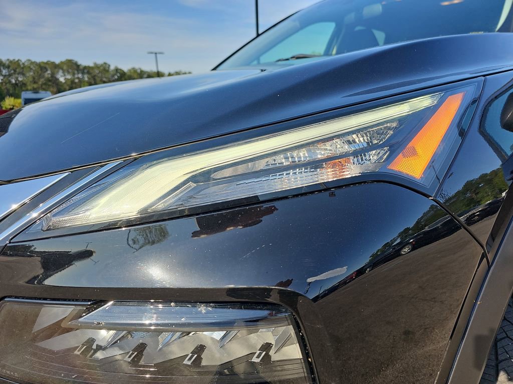 Used 2021 Nissan Rogue S image 33