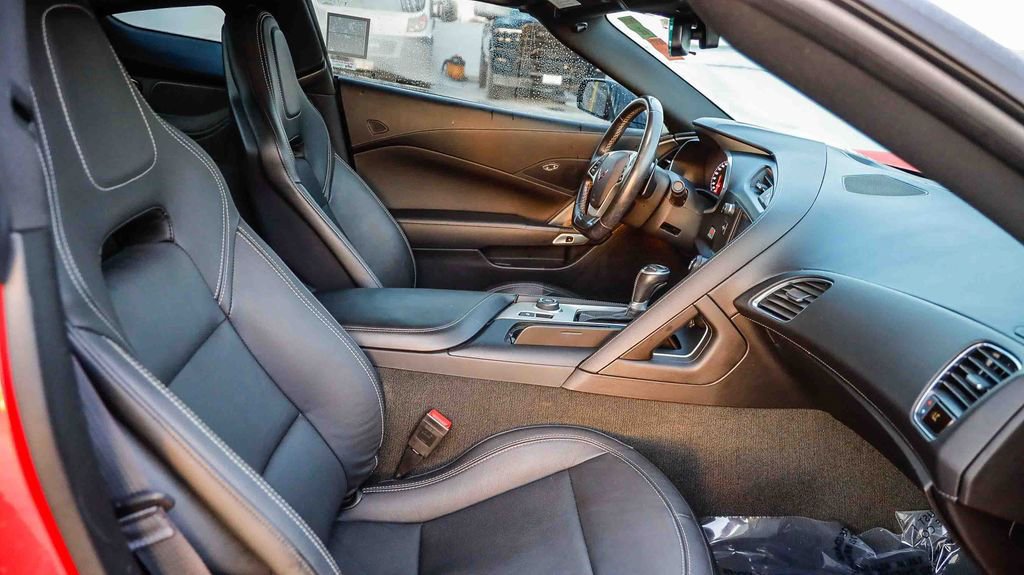 Used 2016 Chevrolet Corvette Stingray Coupe w/ Carbon Flash Badge Package image 19