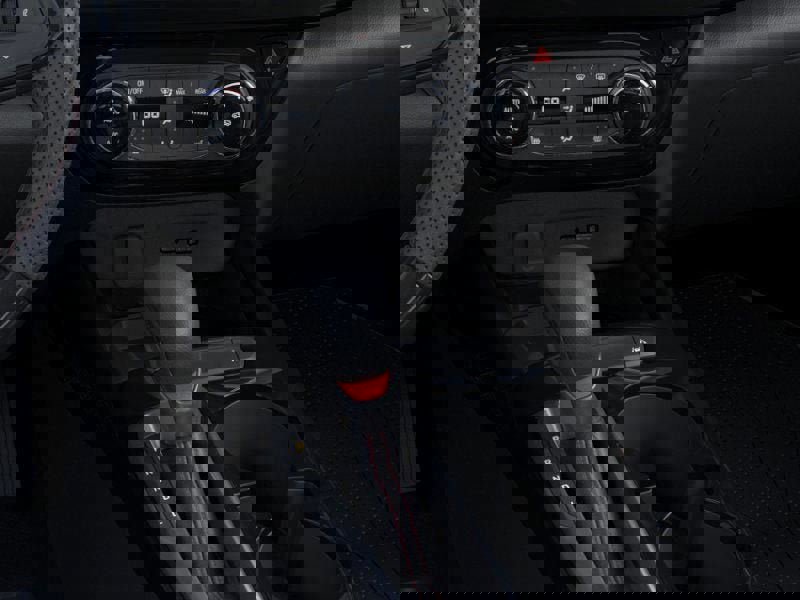 New 2025 Chevrolet Trax RS w/ Sunroof Package image 24