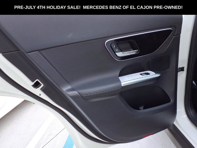 Used 2026 Mercedes-Benz GLC 300 image 18