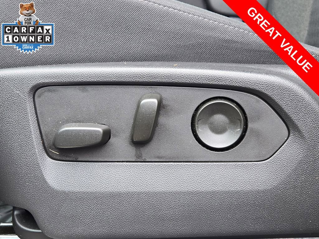 Used 2023 Chevrolet Silverado 1500 LT AWD/4WD image 27