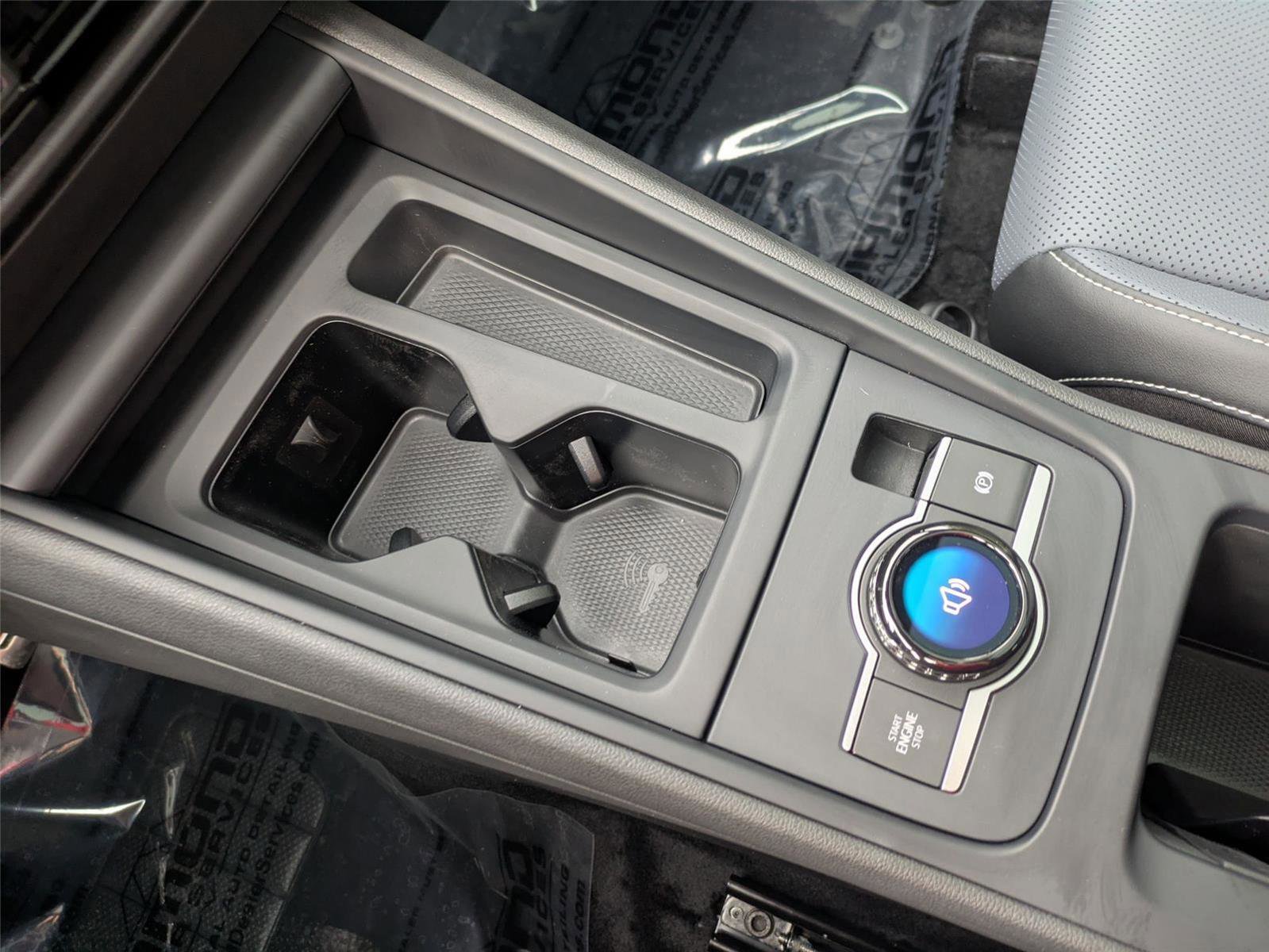 New 2025 Volkswagen Tiguan SE R-Line image 15