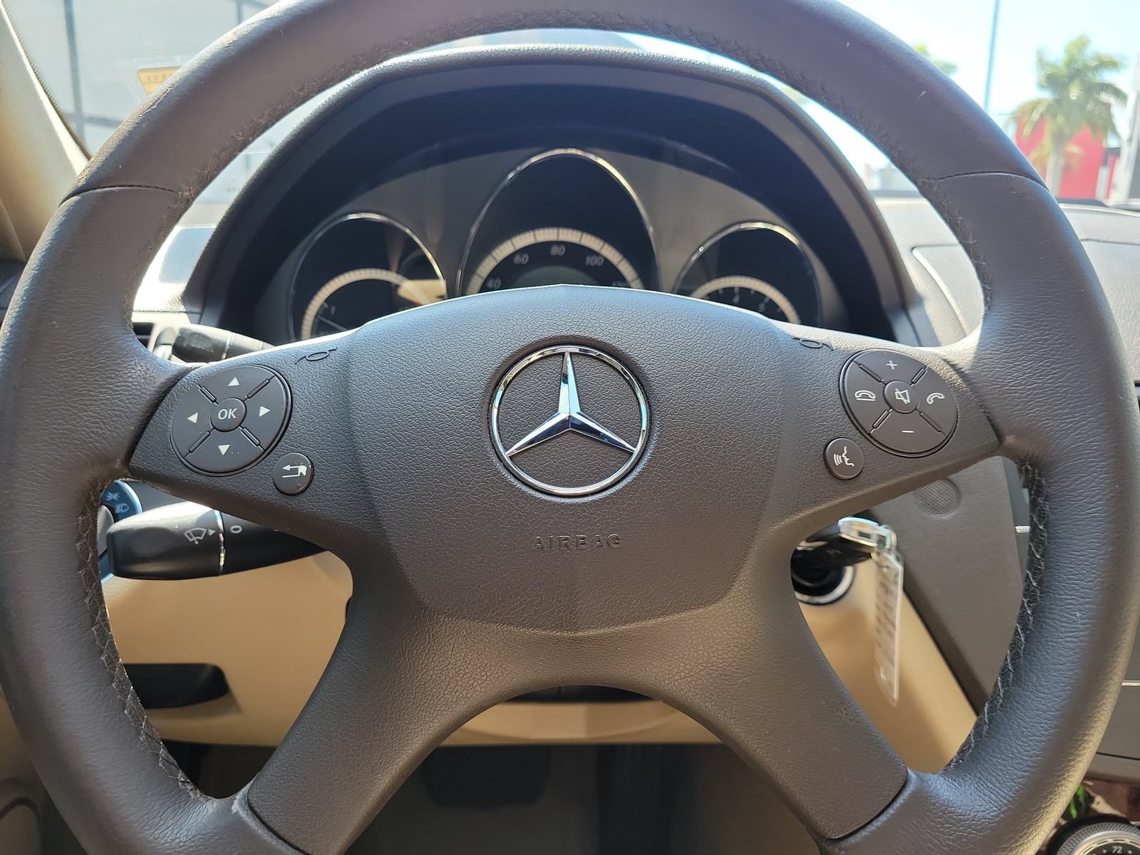 Used 2010 Mercedes-Benz C 300 Sedan image 21