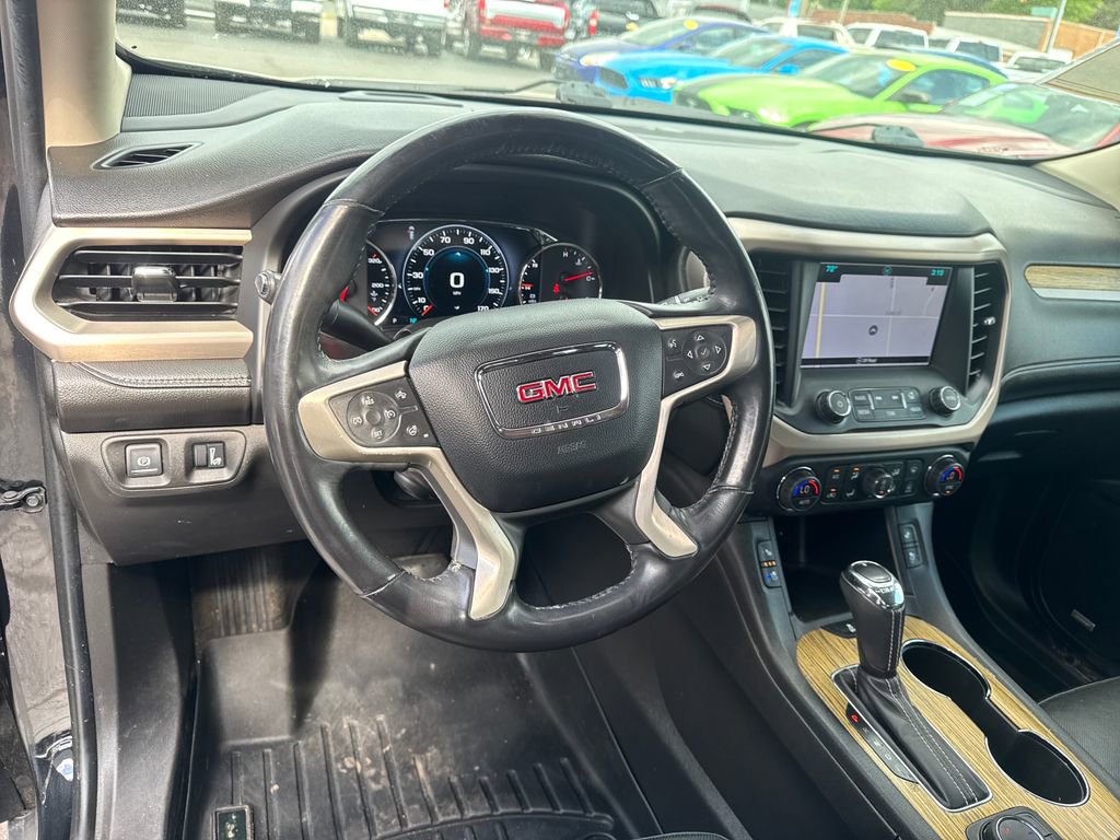 Used 2019 GMC Acadia Denali w/ Technology Package AWD/4WD image 14