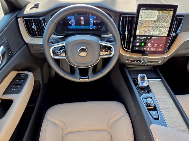 New 2027 Volvo XC60 B5 Core AWD/4WD image 12