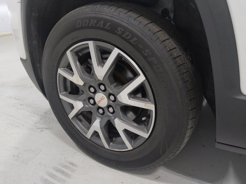Used 2022 GMC Acadia SLE w/ Driver Convenience Package AWD/4WD image 31
