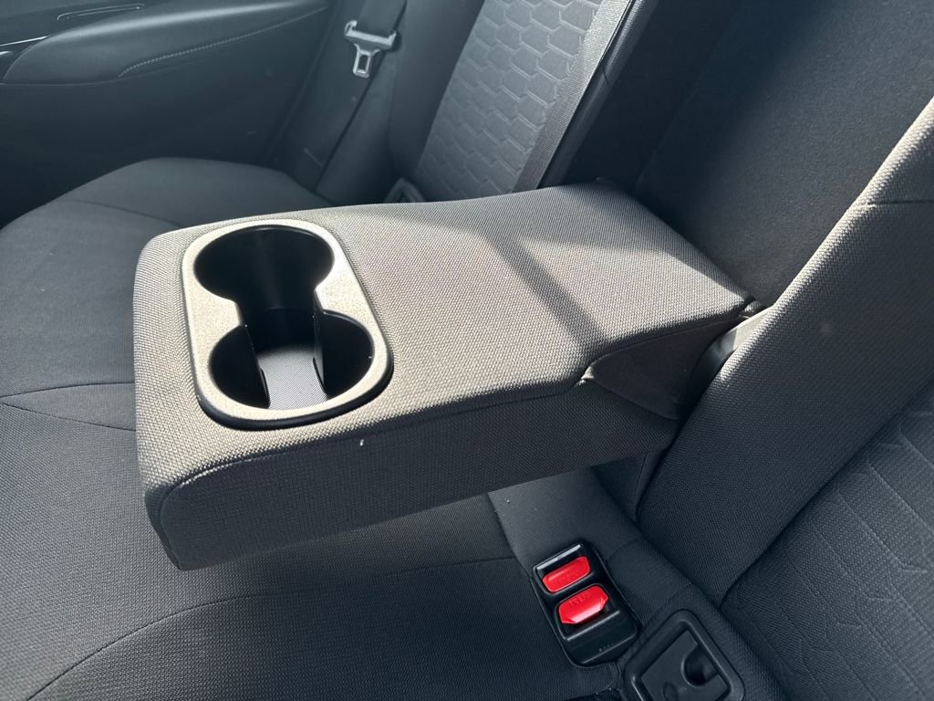 Used 2025 Toyota Corolla SE image 35