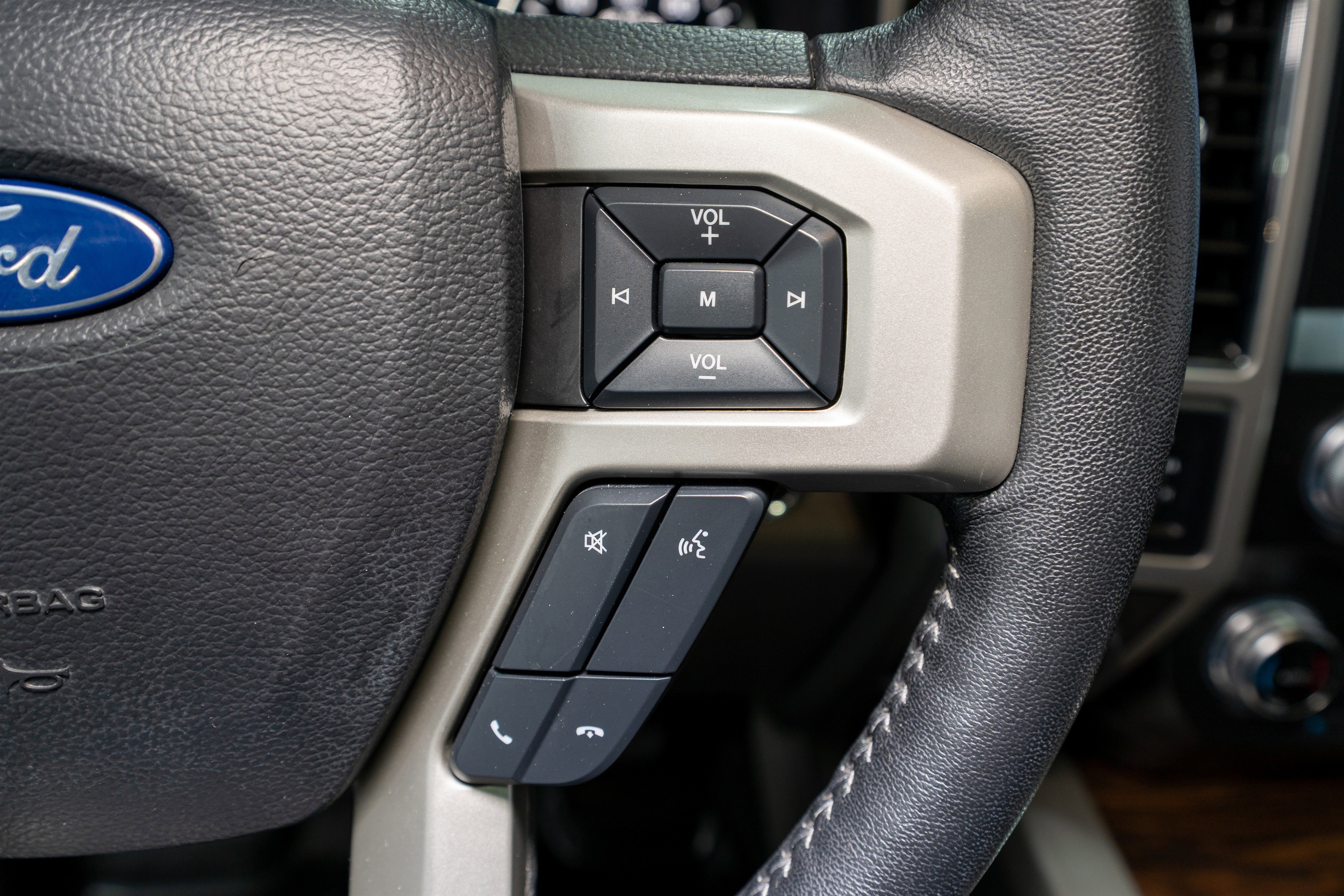 Used 2020 Ford F150 Lariat w/ Equipment Group 502A Luxury image 32