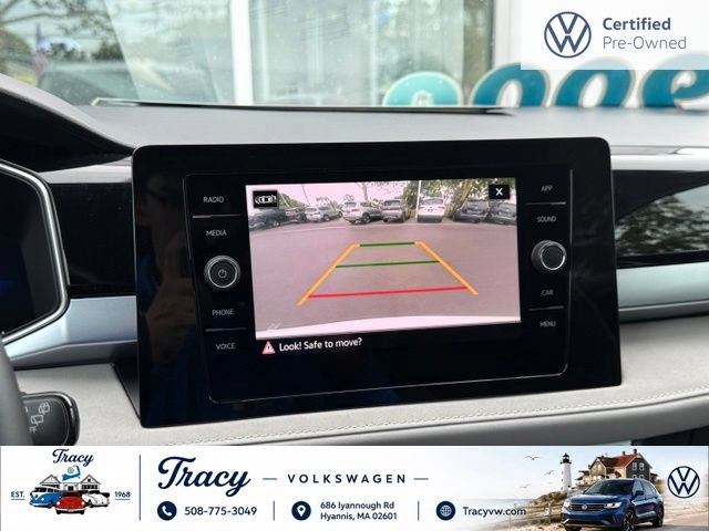 Certified 2025 Volkswagen Taos SE AWD/4WD image 16