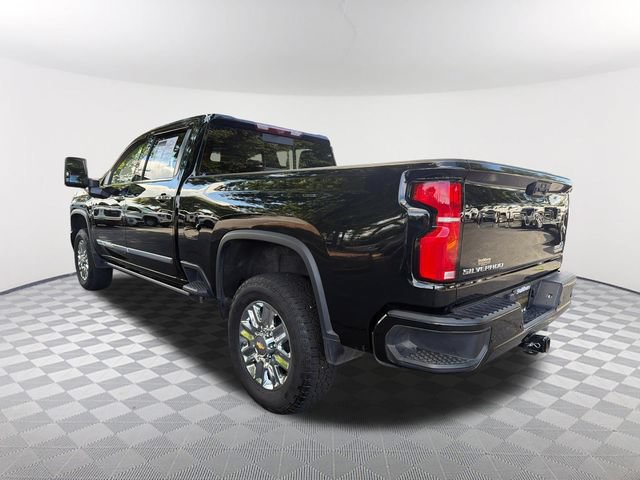 Used 2024 Chevrolet Silverado 2500 High Country w/ High Country Premium Package AWD/4WD image 7