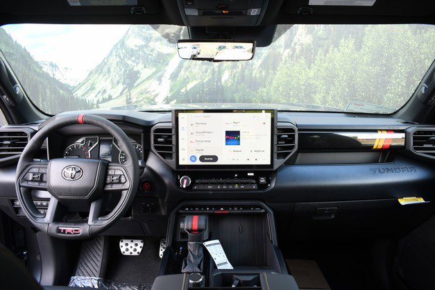 New 2026 Toyota Tundra Limited AWD/4WD image 9