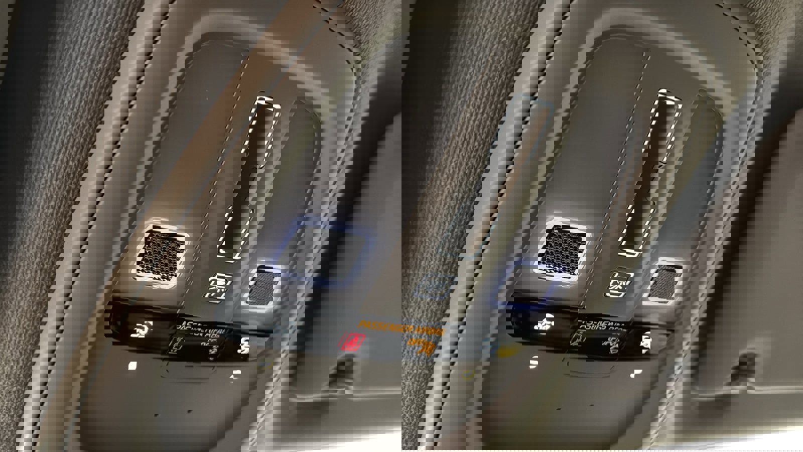 Used 2026 Volvo XC40 B5 Plus w/ Protection Package Premier AWD/4WD image 20