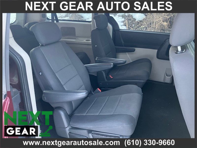 Used 2009 Dodge Grand Caravan SE w/ Climate Group image 10