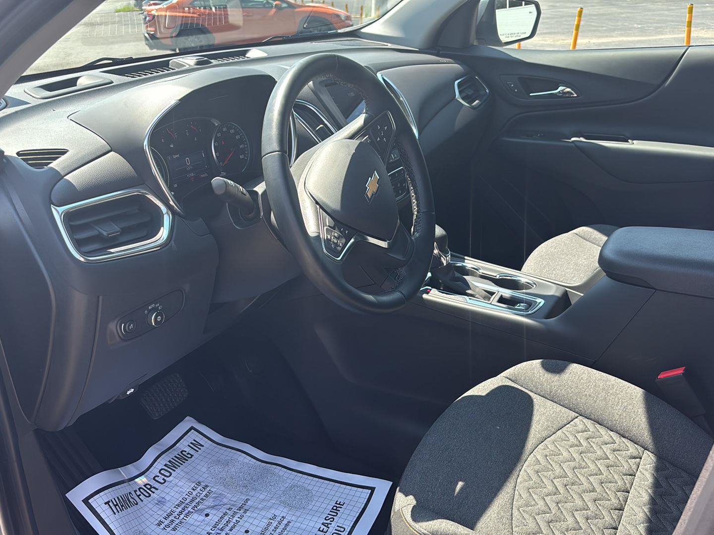 Used 2024 Chevrolet Equinox LT AWD/4WD image 9