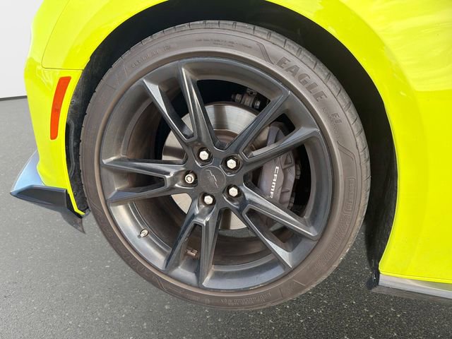 Used 2021 Chevrolet Camaro SS image 10