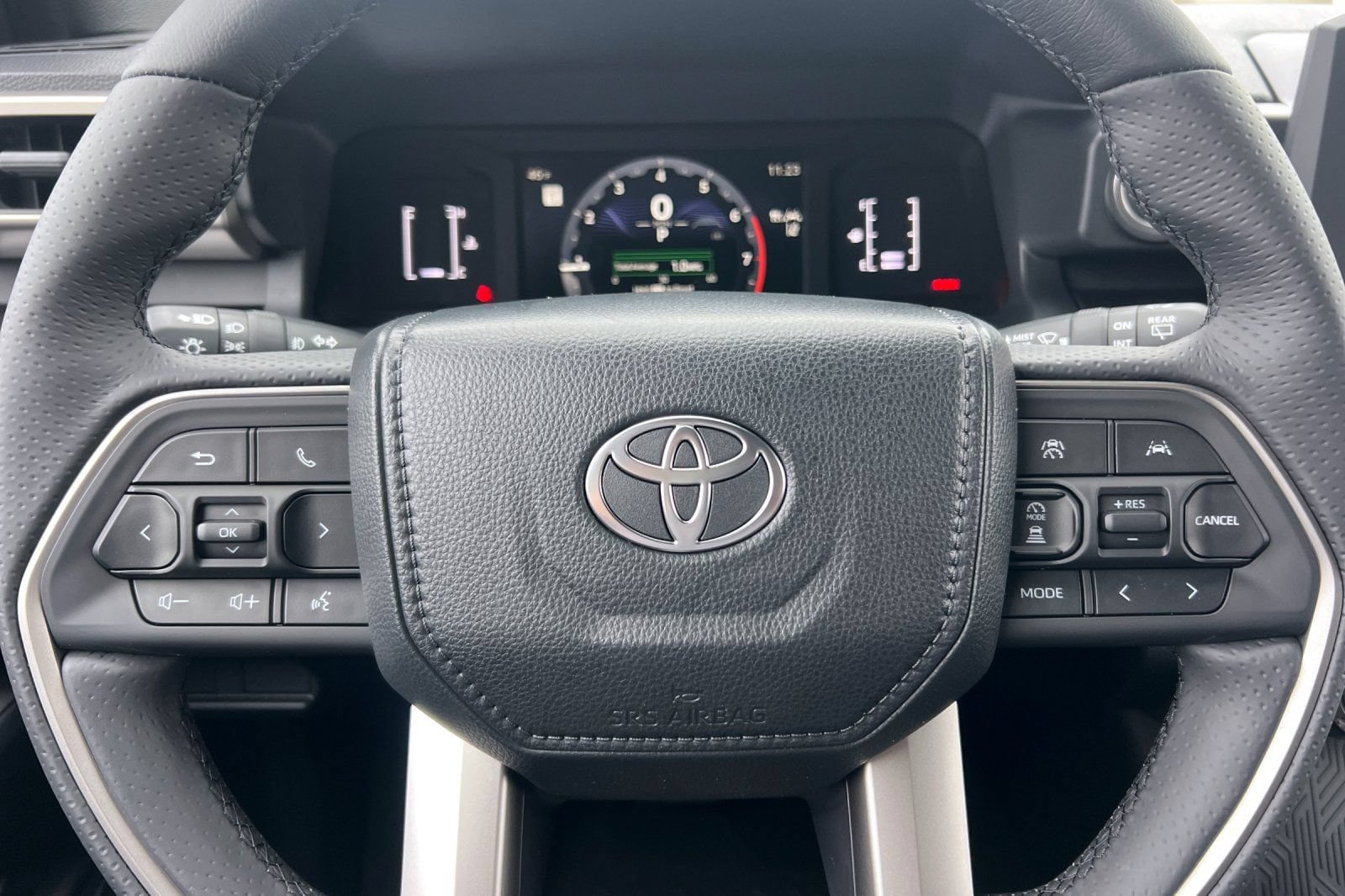 New 2026 Toyota 4Runner SR5 AWD/4WD image 23