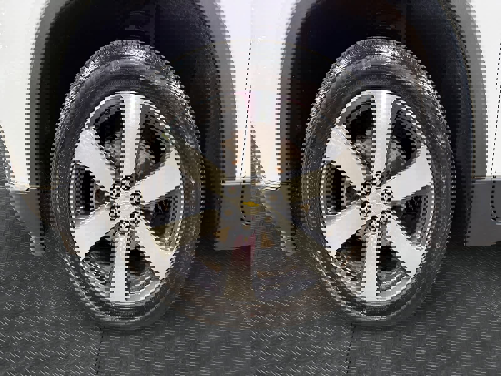 Used 2020 Chevrolet Traverse LT w/ LT Premium Package image 15