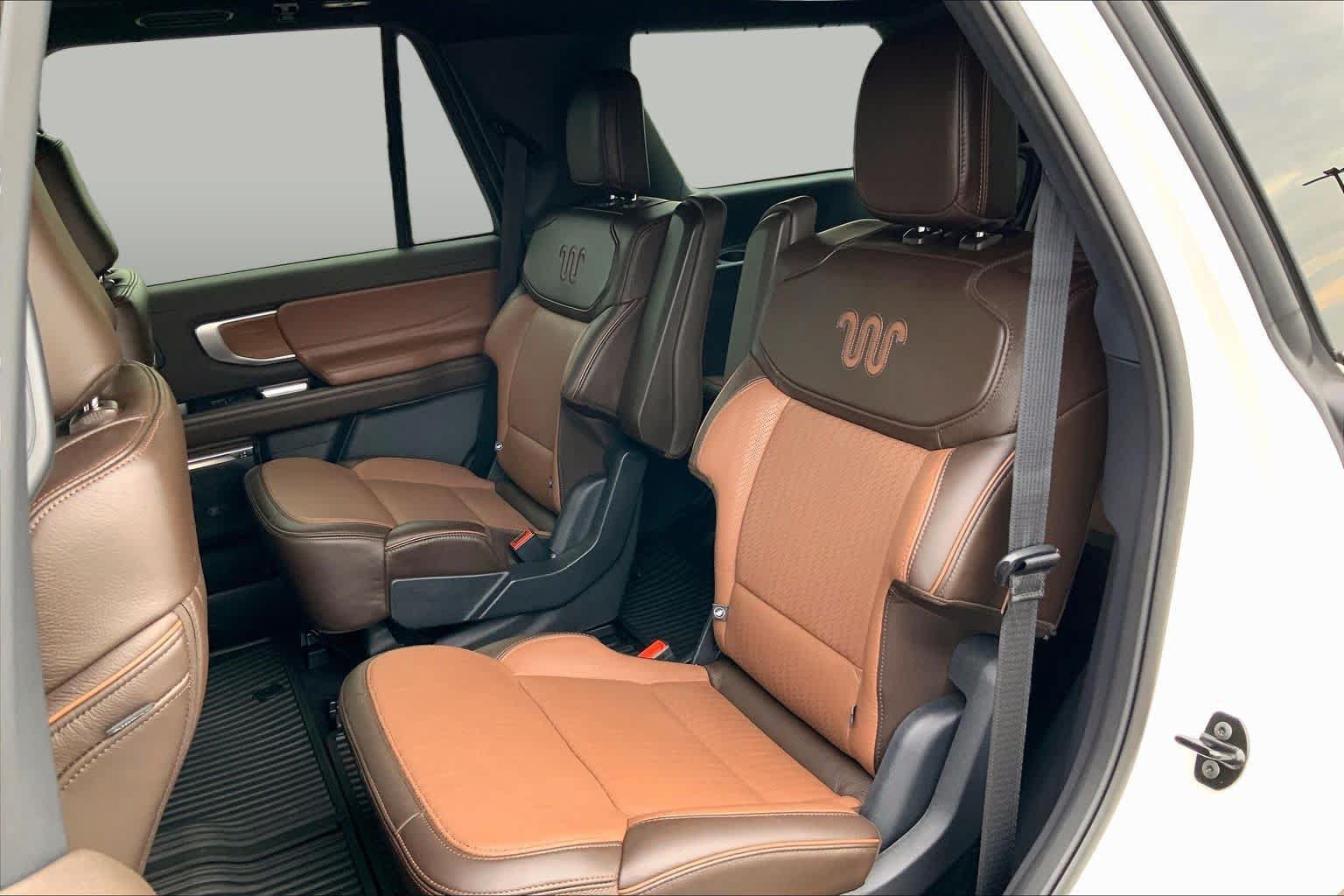 Used 2025 Ford Expedition King Ranch AWD/4WD image 20