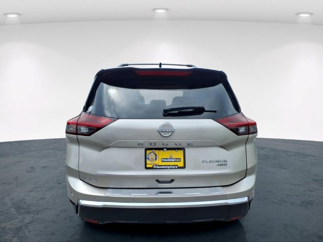 Used 2025 Nissan Rogue Platinum w/ Platinum Premium Package AWD/4WD image 10