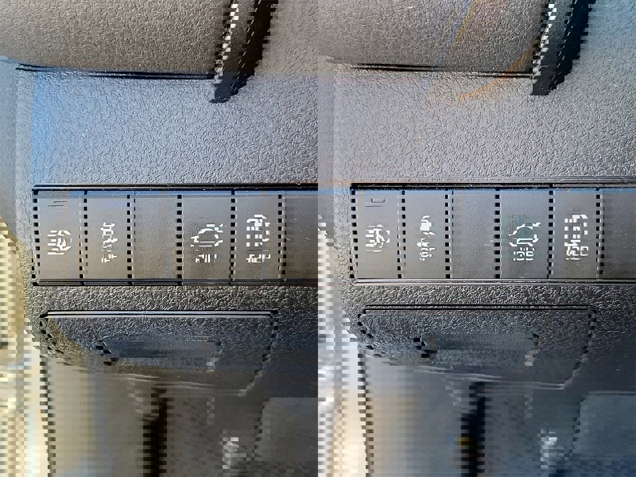 Used 2023 Toyota Camry SE image 31