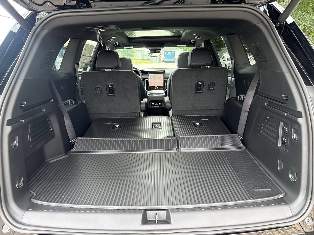 New 2026 GMC Acadia Denali w/ Super Cruise Package AWD/4WD image 46