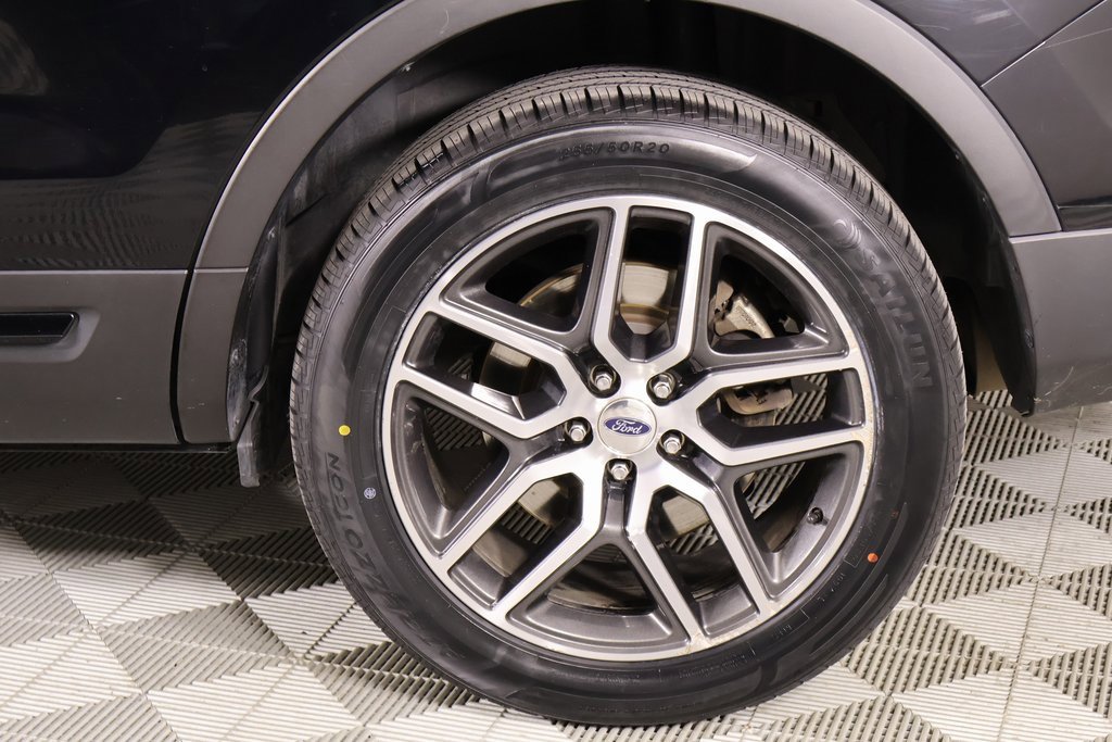 Used 2017 Ford Explorer Sport w/ Equipment Group 401A image 21