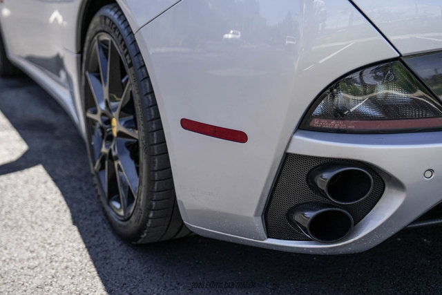 Used 2012 Ferrari California RWD image 62