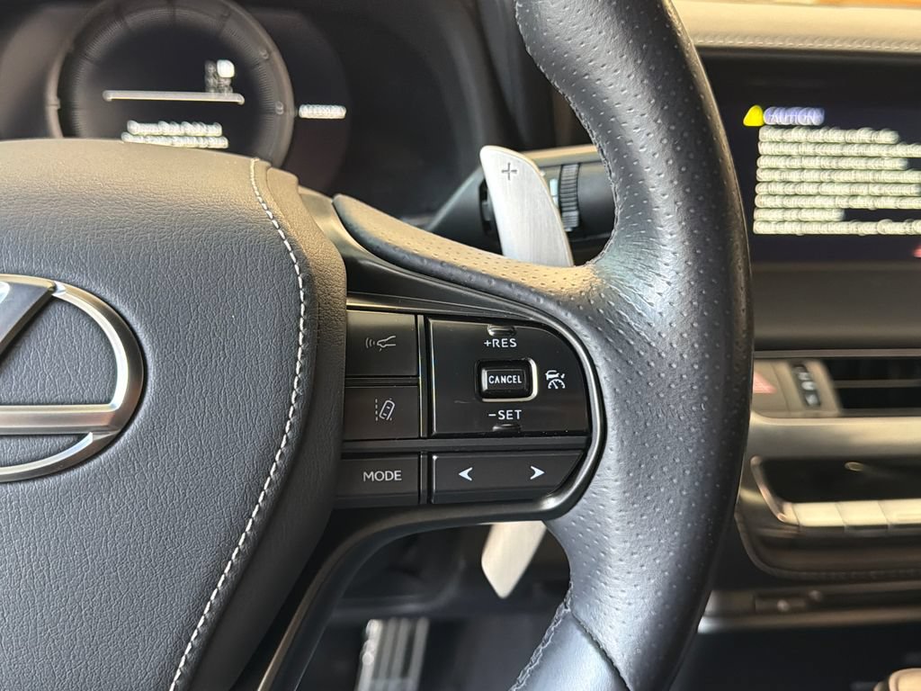 Used 2018 Lexus LC 500 Coupe w/ Sport Package RWD image 28