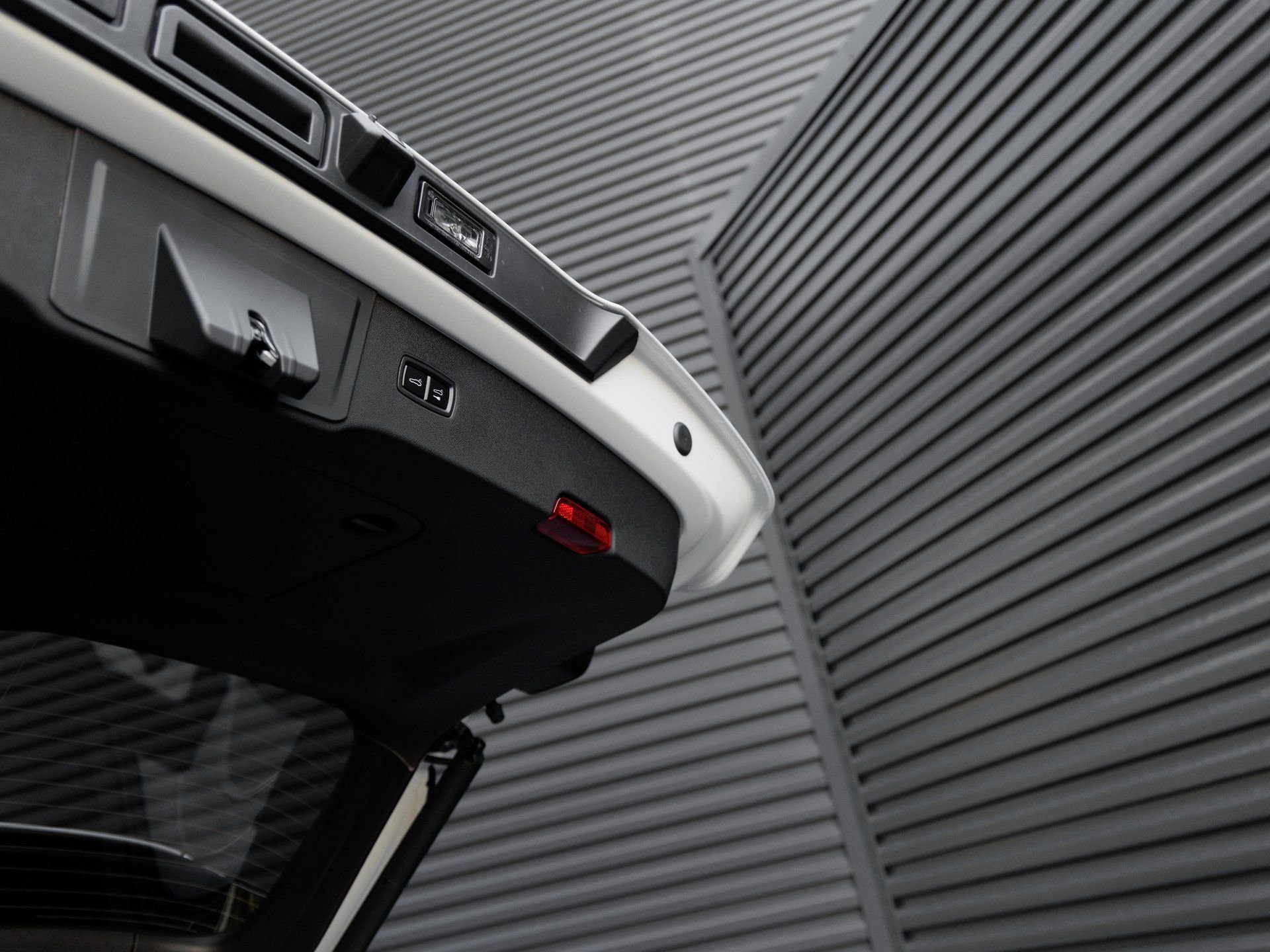 New 2026 Porsche Cayenne Turbo image 32