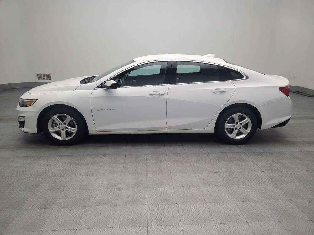 Used 2023 Chevrolet Malibu LT image 2