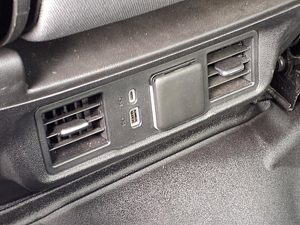 Used 2024 GMC Sierra 1500 SLE w/ X31 Off-Road Package image 17