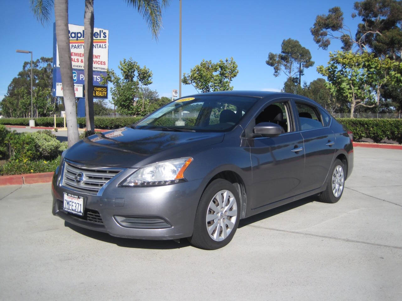 Used 2015 Nissan Sentra SV w/ Navigation Package image 1