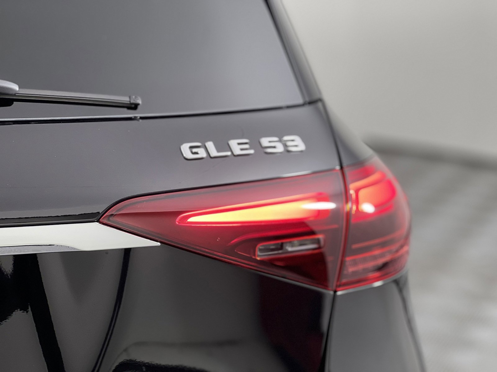 New 2025 Mercedes-Benz GLE 53 AMG 4MATIC image 13