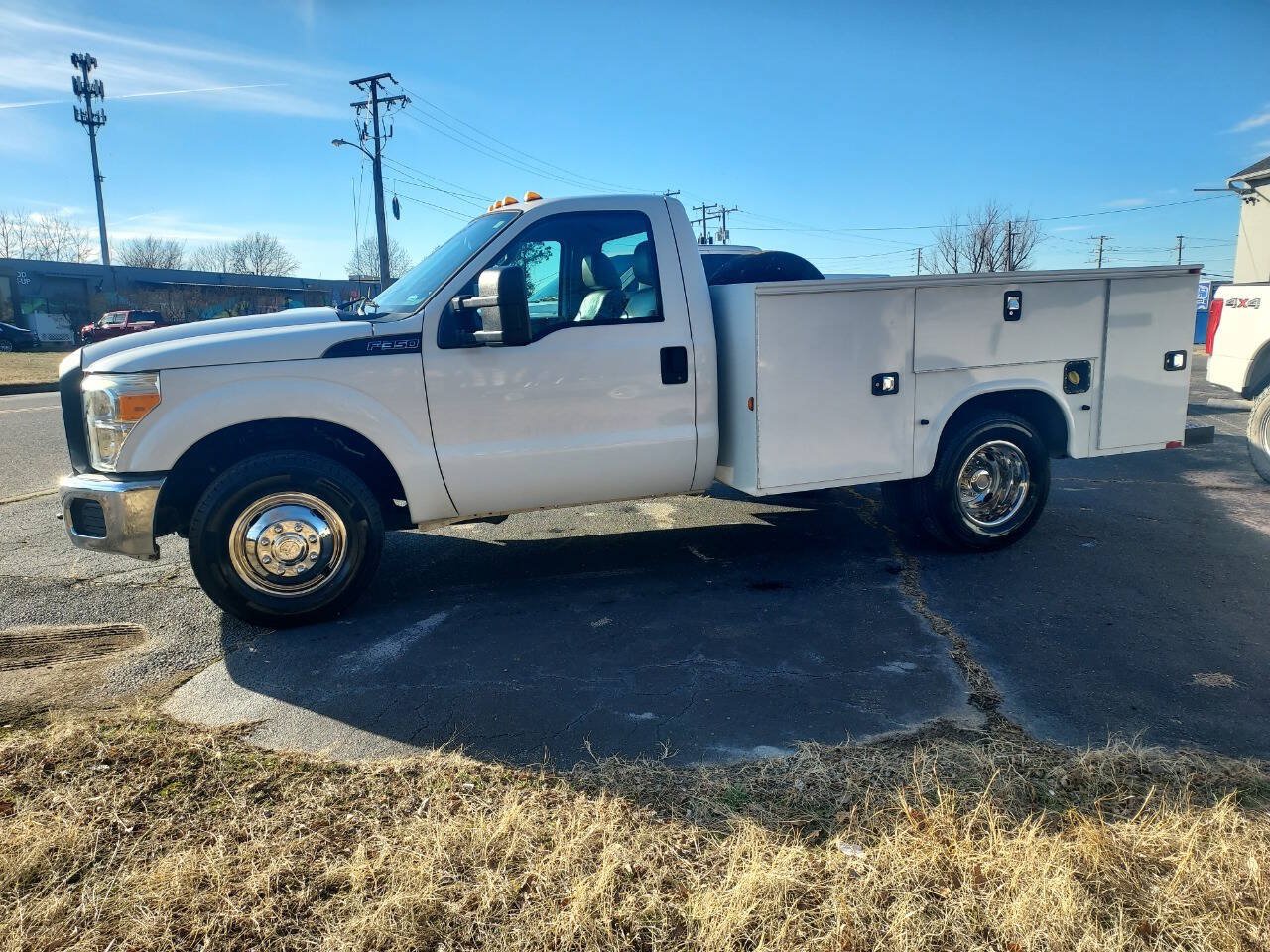 Used 2016 Ford F350 XL w/ XL Value Package RWD image 2
