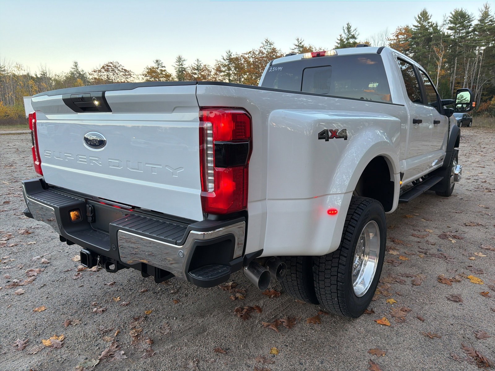 New 2026 Ford F450 4x4 Crew Cab Super Duty image 8