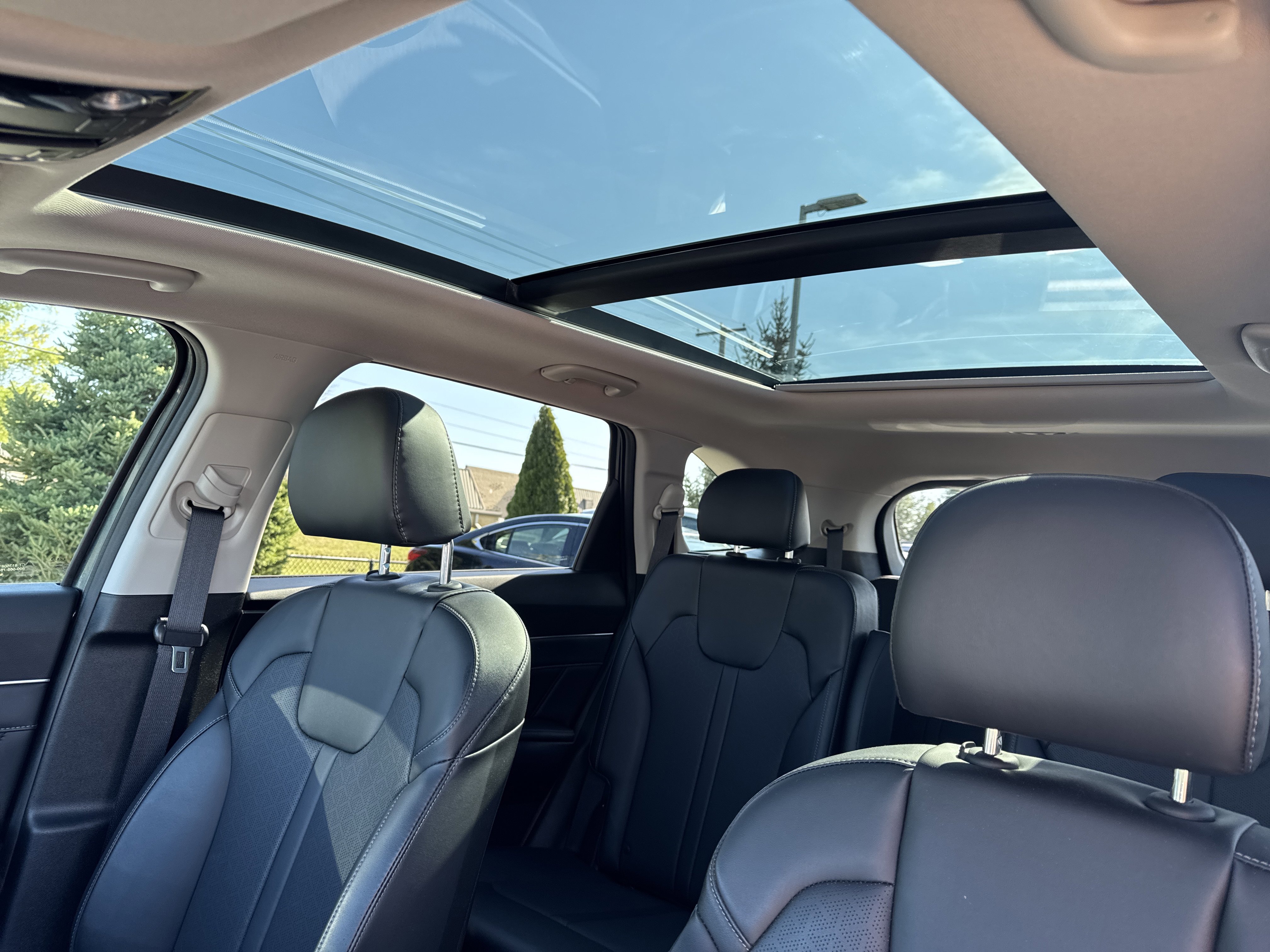 Used 2022 Kia Sorento SX image 18