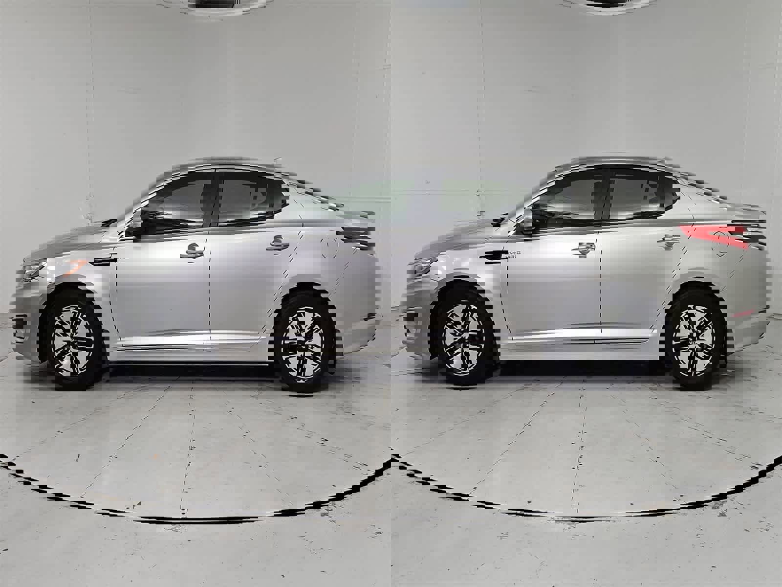 Used 2013 Kia Optima LX w/ Hybrid Convenience Pkg image 3