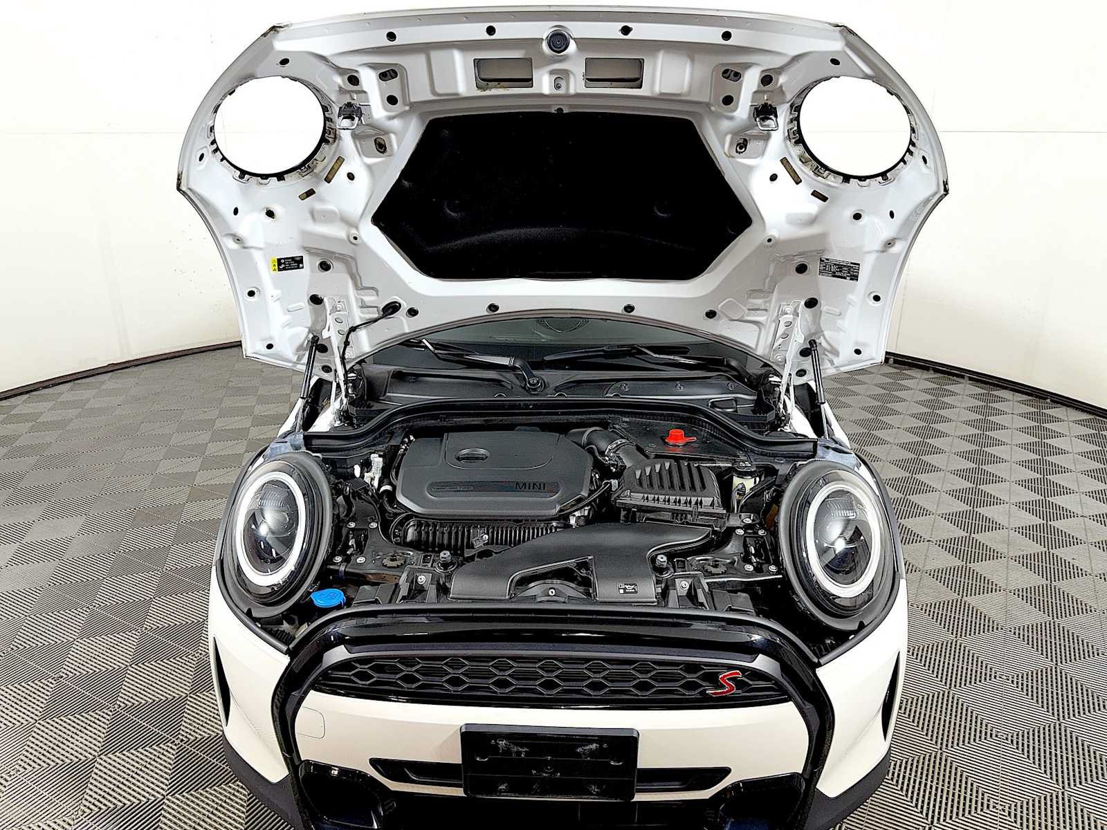 Certified 2024 MINI Cooper S FWD image 30
