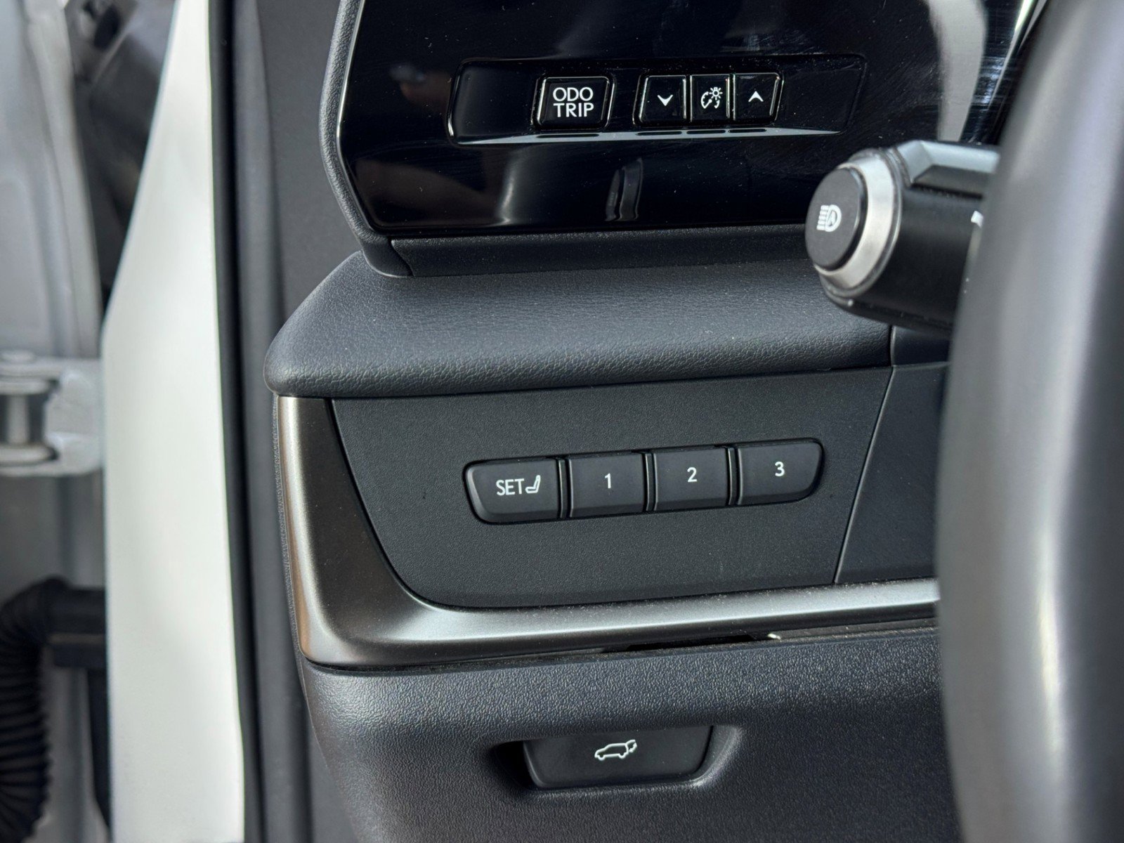 Used 2023 Lexus RZ 450e Premium w/ Accessory Package (2T) image 16