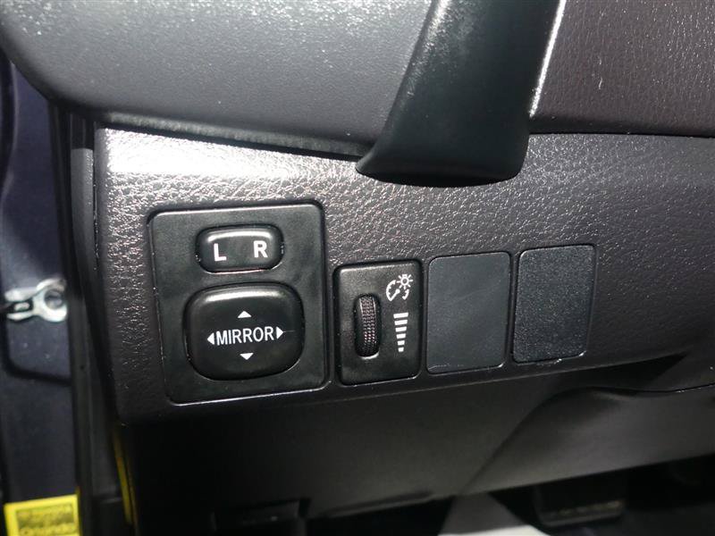 Used 2019 Toyota Corolla LE FWD image 28