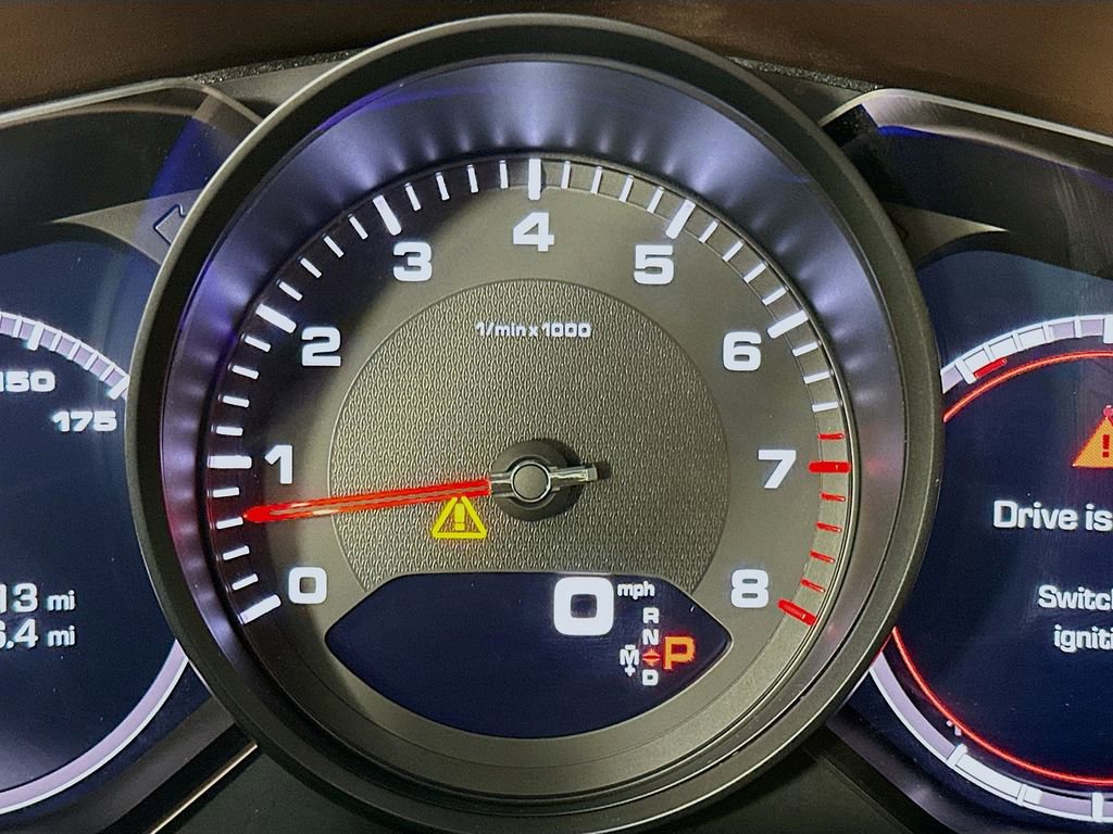 Used 2019 Porsche Cayenne image 16