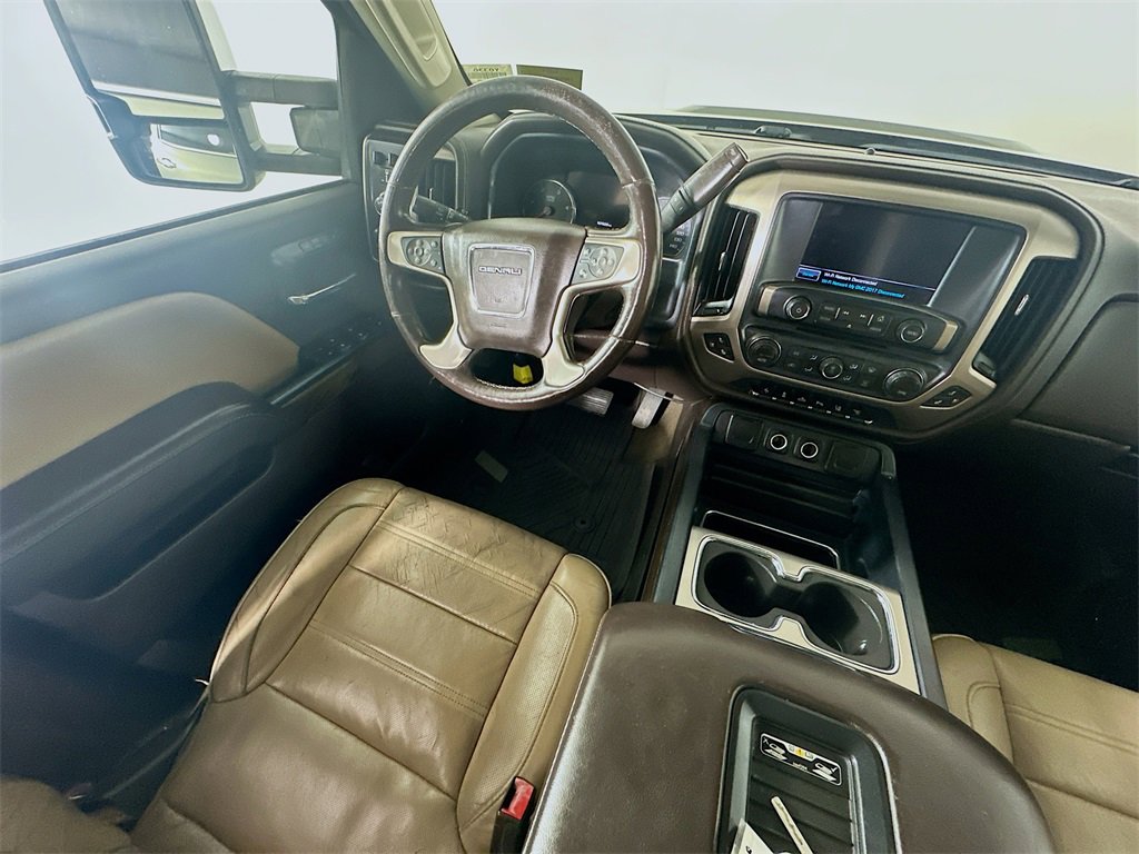 Used 2017 GMC Sierra 3500 Denali w/ Duramax Plus Package image 9