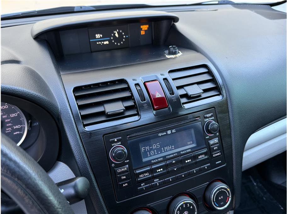 Used 2015 Subaru Forester 2.5i Premium image 12