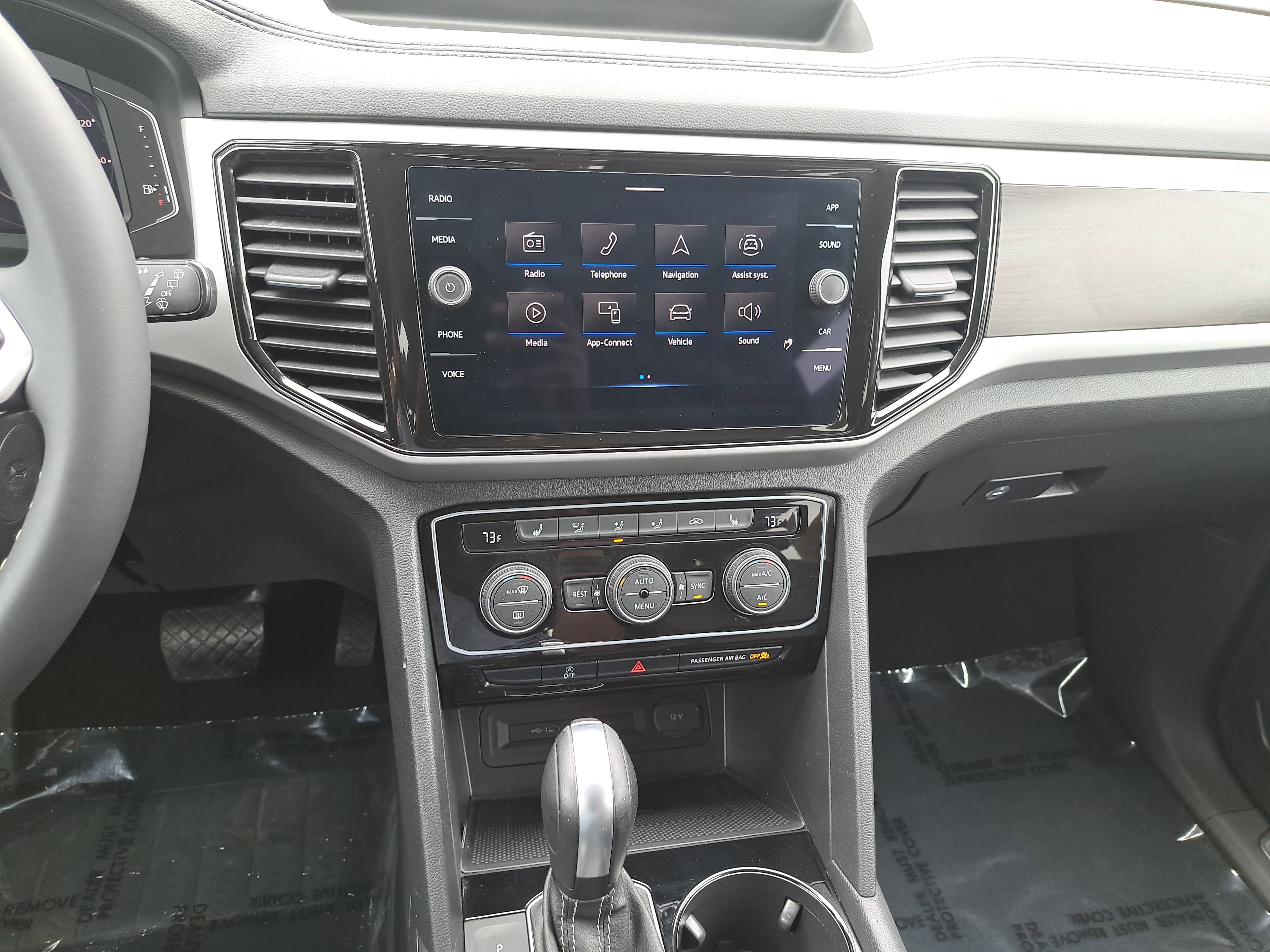 Certified 2023 Volkswagen Atlas SE w/ Black Wheel Package AWD/4WD image 21