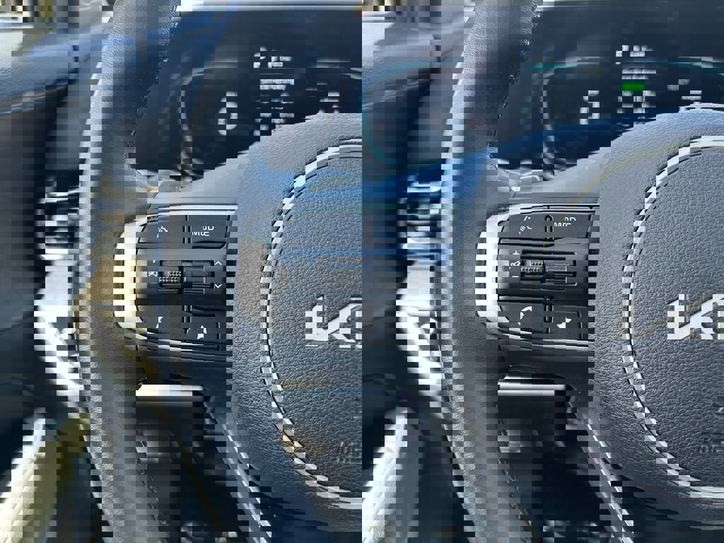 Used 2025 Kia Sportage X-Line image 17