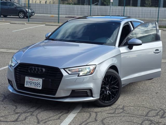 Used 2017 Audi A3 e-tron Premium FWD image 18