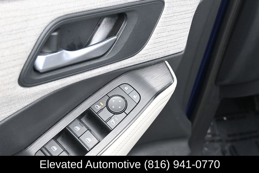 Used 2021 Nissan Rogue SV FWD image 14