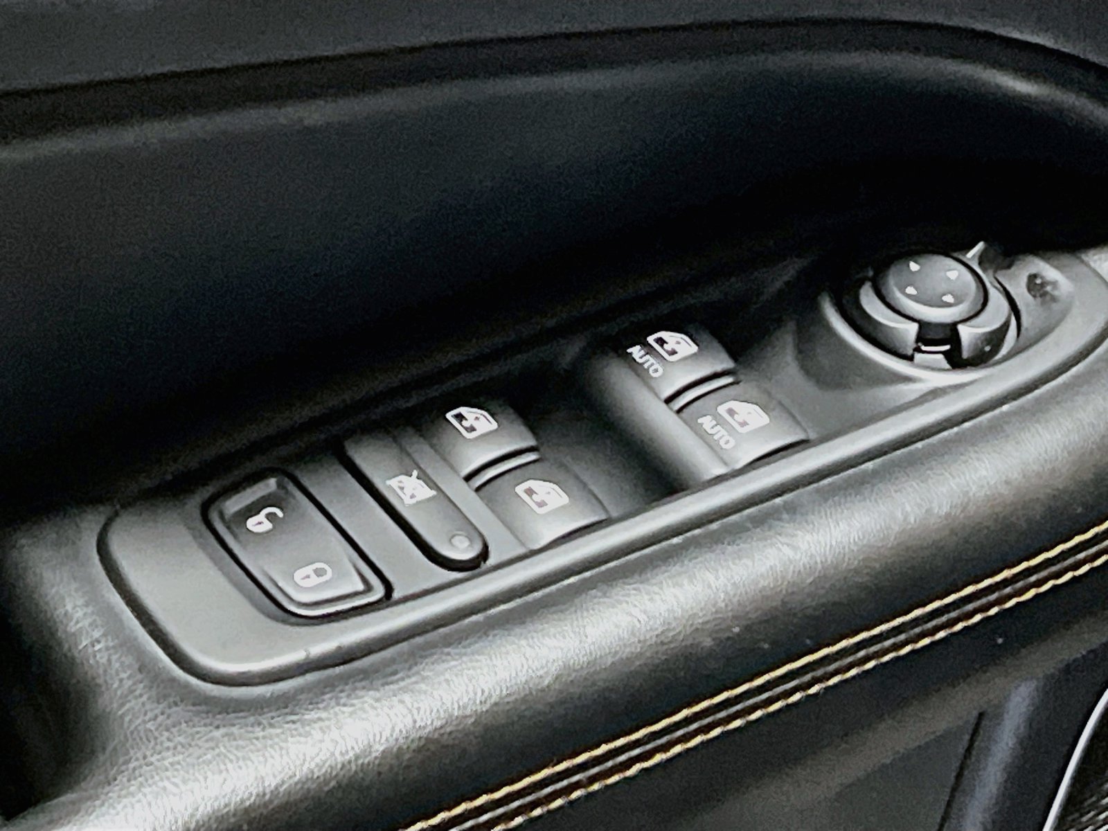 Used 2019 Jeep Compass Limited w/ Safety & Security Group AWD/4WD image 17
